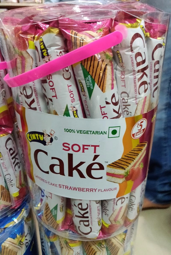 Chintu Cintu Strawberry Soft Cake, Packaging Size: 1 Kg, Weight: 17 Gram at  Rs 185/piece in Madurai