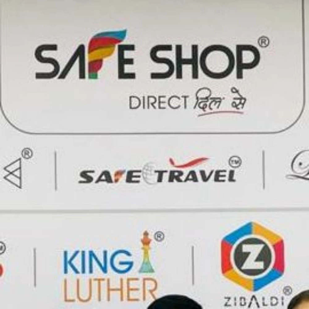 Safe Shop Logo Designs Concept Vector Shield And Shopping Bag Logo Template  Stock Illustration - Download Image Now - iStock