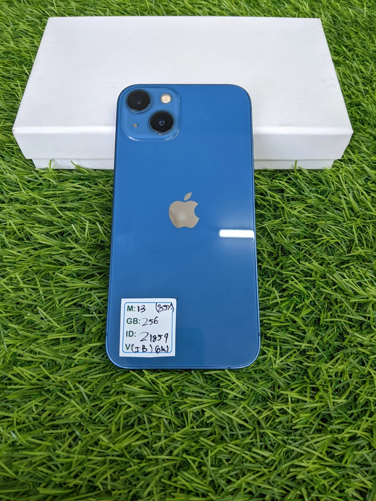 Apple iPhone 13 Blue 256GB - Quality Used iPhone