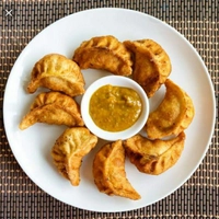 SHAHI MOMOS