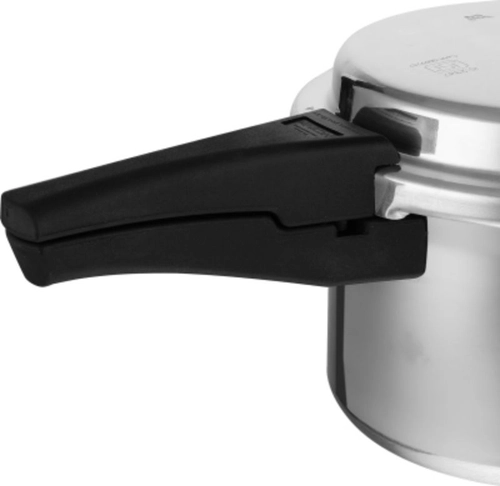 Butterfly friendly outlet pressure cooker