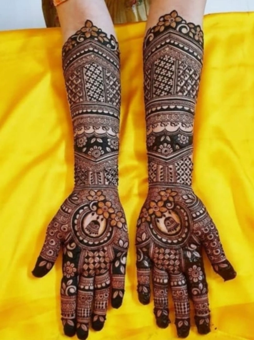 Om Mehendi Art in Saraidhela,Dhanbad - Best Bridal Mehendi Artists in  Dhanbad - Justdial