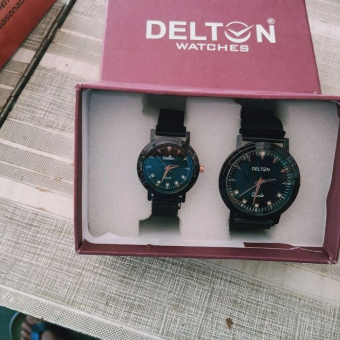 Buy DHRIYA Men's Delton Analog Dial Leather Strap Wrist Watch (Black) at  Amazon.in