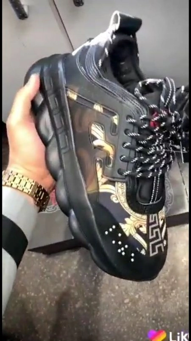 Versace Chain Reaction