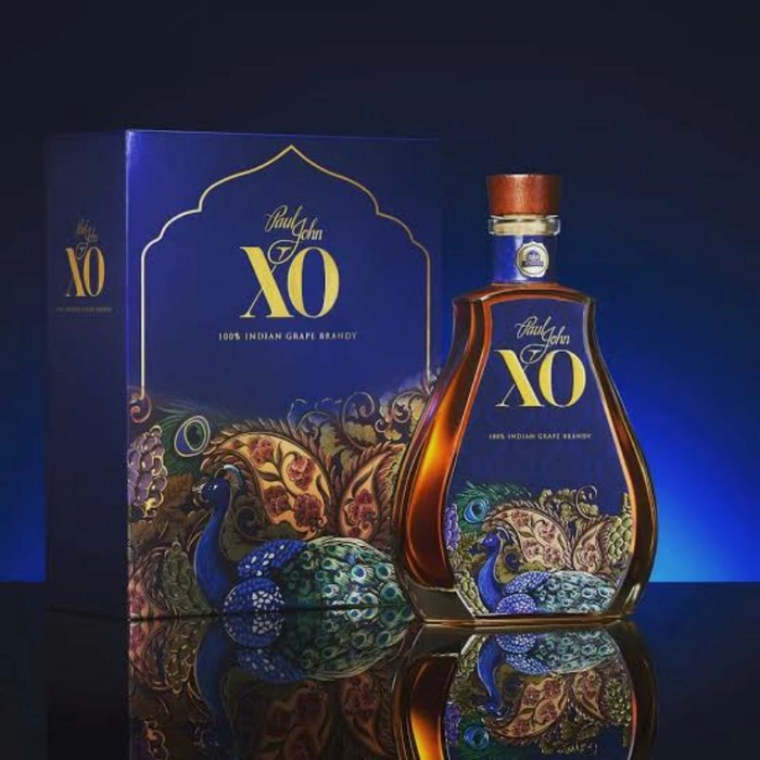 MORPHEUS BLUE XO BRANDY alcohol review in Tamil | OpenTheBottle - YouTube