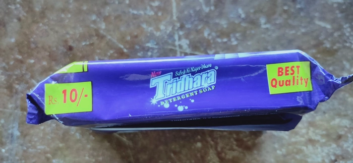Tridhara Detergent Soap