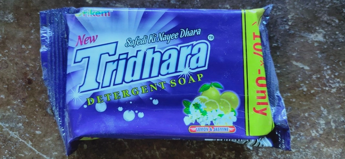 Tridhara Detergent Soap