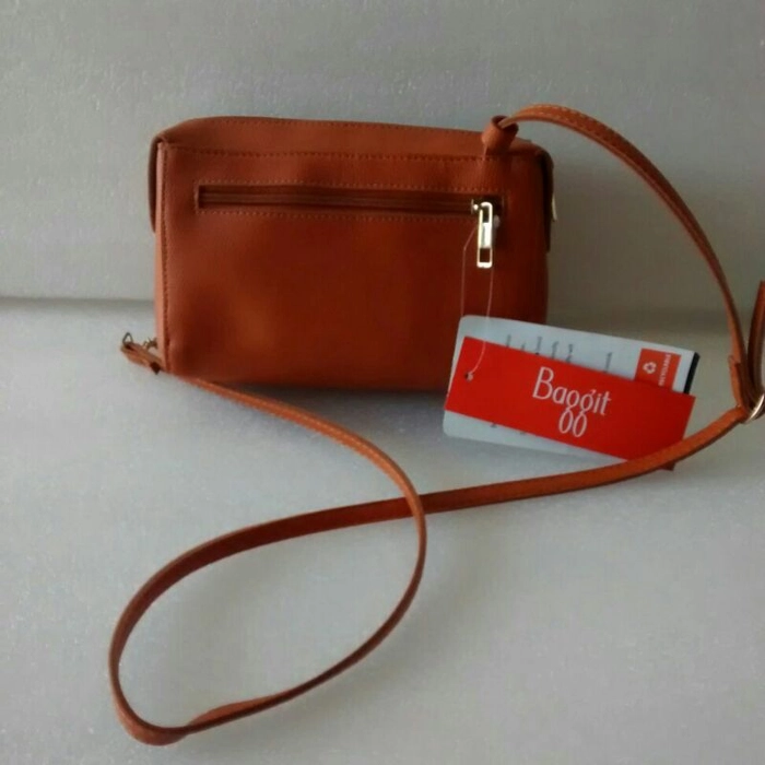 Baggit sling bag online online