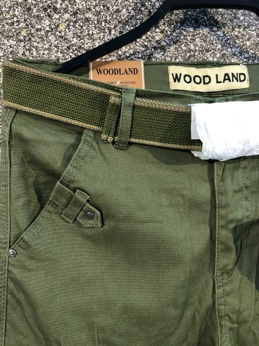 Camouflage green cargos for men