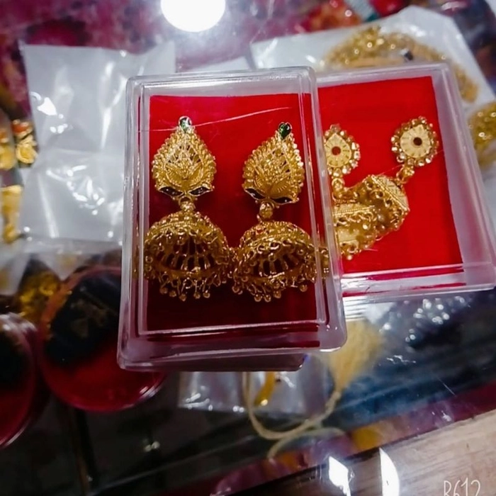 Ladies on sale kaner jhumka