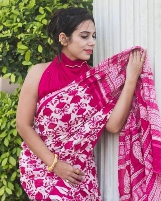 Buy Floral Printed Pure Mulmul Cotton Hand Block Printed Indian Jaipuri  Saree With Attached Unstitched Saree Blouse, Gift for Her, Online in India  - Etsy