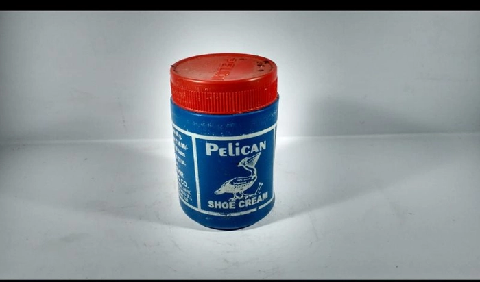 Cream Polish Pelican Regular