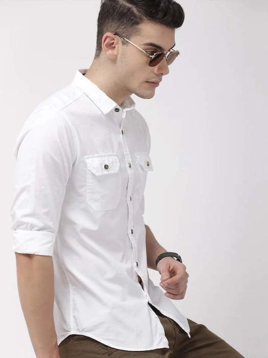 HIGHLANDER
Men White Slim Fit Solid Casual Shirt