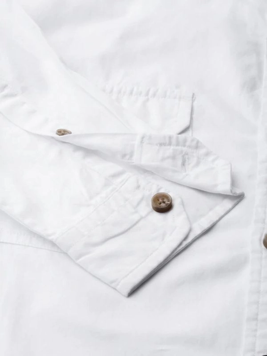 HIGHLANDER
Men White Slim Fit Solid Casual Shirt