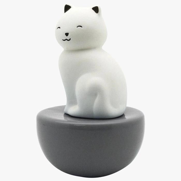 Aiko Cat Room Diffuser & 60ml Fragrance Oil