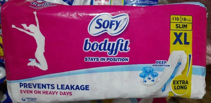 Sofy Bodyfit Slim Extra Long - 18 Pads