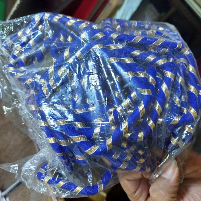Wool Square Bangel 3"