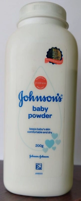 Johnson's(baby powder)