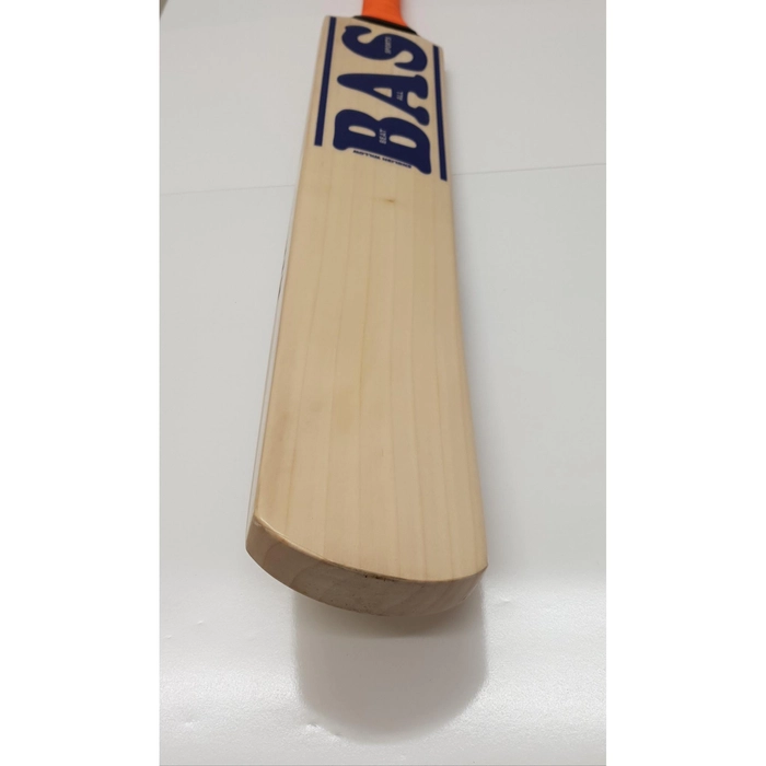 Rounded bat bottom