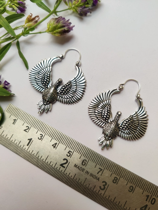 Navajo Small Feather Sterling Silver Dangle Post Earrings - Native American  | Native American Jewelry