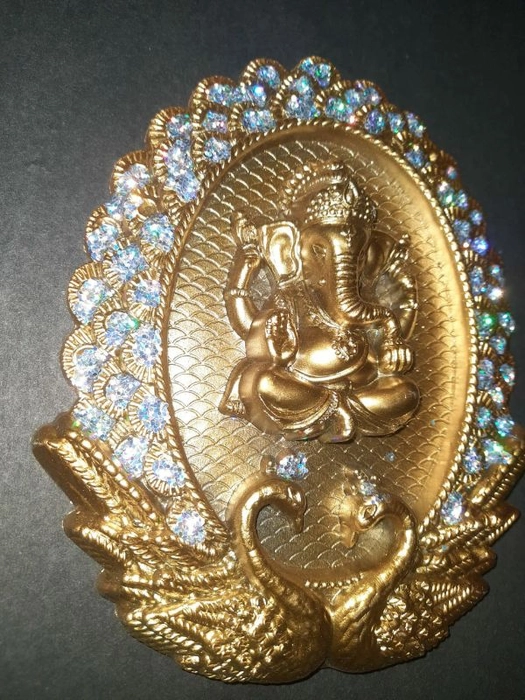 Unique And One Piece Gorgeous Ganesh Showpiece