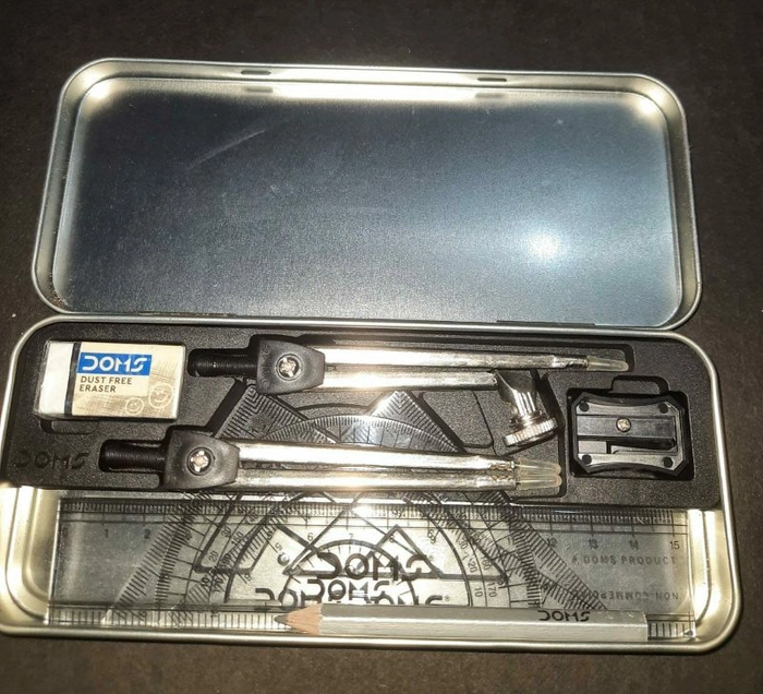 Doms Mathematical Drawing Instrument Box