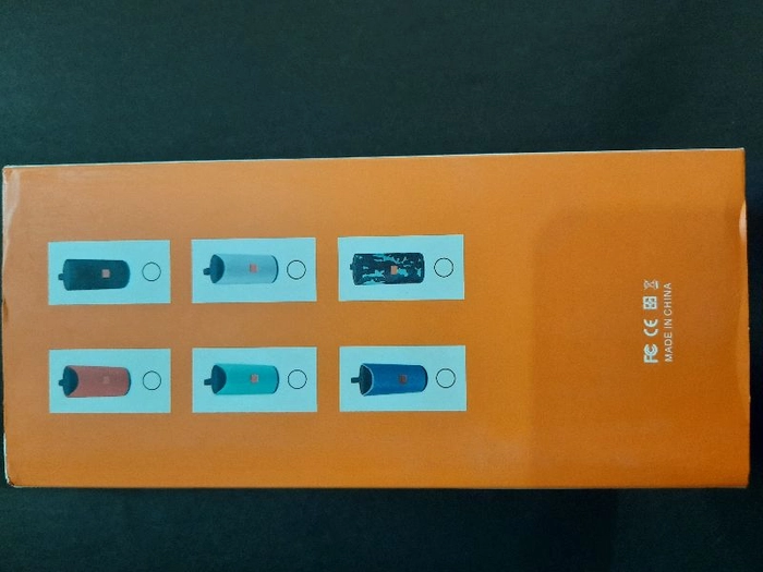 Portable wireless speaker
