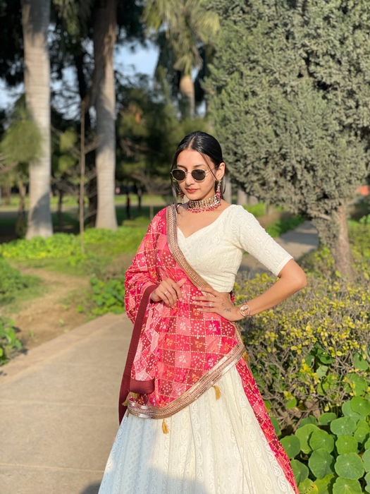 Bridal White Lehenga Choli , Georgette And Embroidery Sequence With  Bandhani Dupatta, Ready To We… | Party wear lehenga, Indian lehenga choli,  Bridal lehenga choli