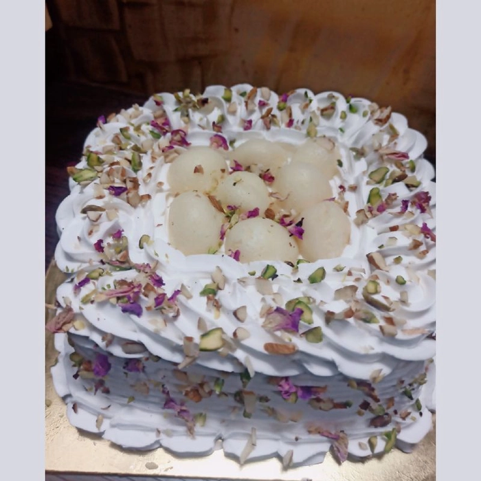 Order & Send Butterscotch Vanilla Rasgulla Cake Online Same Day from  CakeFlowersGift.com