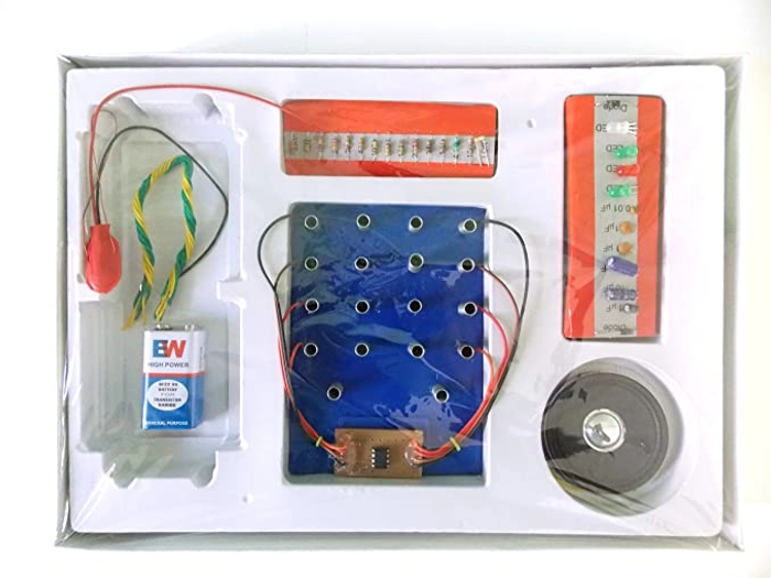 Electronics For Fun IC 555  - DIY kit for students