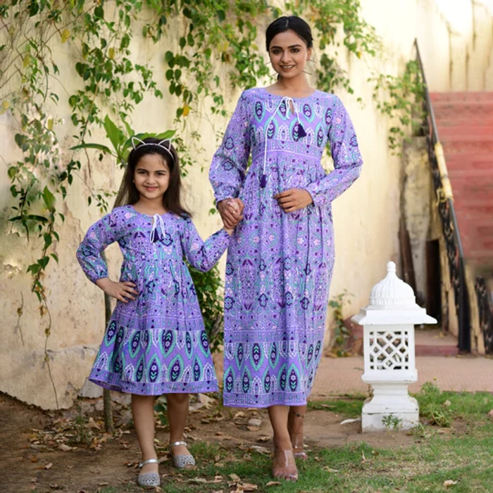 Mother Daughter Combo Premium Anarkali Mother and Daughter Gown With  Georgette and Embroidery Work Gown, Readymade Mother Daughter Combo - Etsy