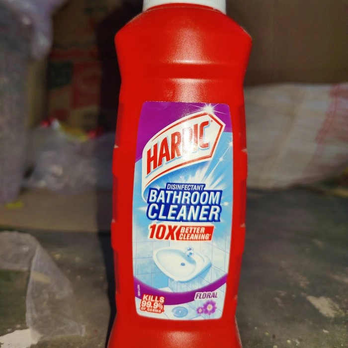 Harpic Red Bathroom Cleaner