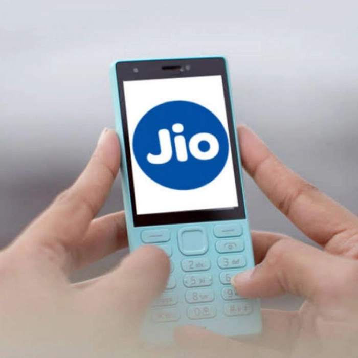 Jio F220 Phone