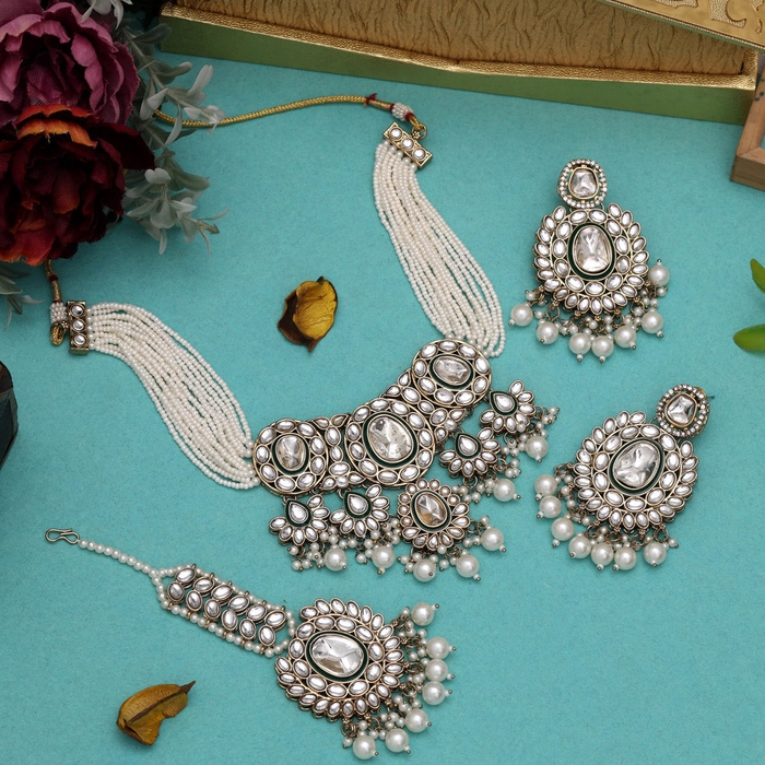 Pearl White Color Kundan Necklace Set