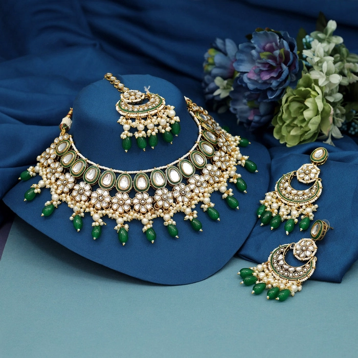 Green Color Meena Work Kundan Necklace Set (KN1391GRN)