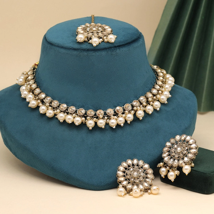 Gold Color Kundan Necklace Set (KN1419GLD)