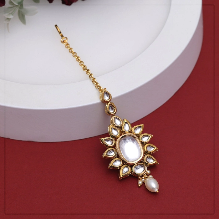 White Color Back Side Meena Work Kundan Maang Tikka (MTK562WHT)