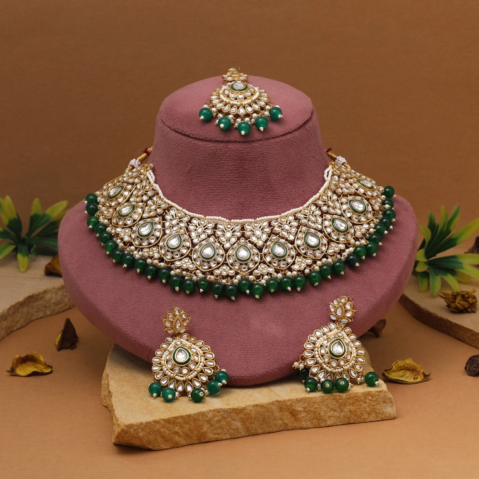 Meadow Green Color Kundan Necklace Set