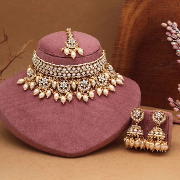 Gold Color Choker Kundan Necklace Set