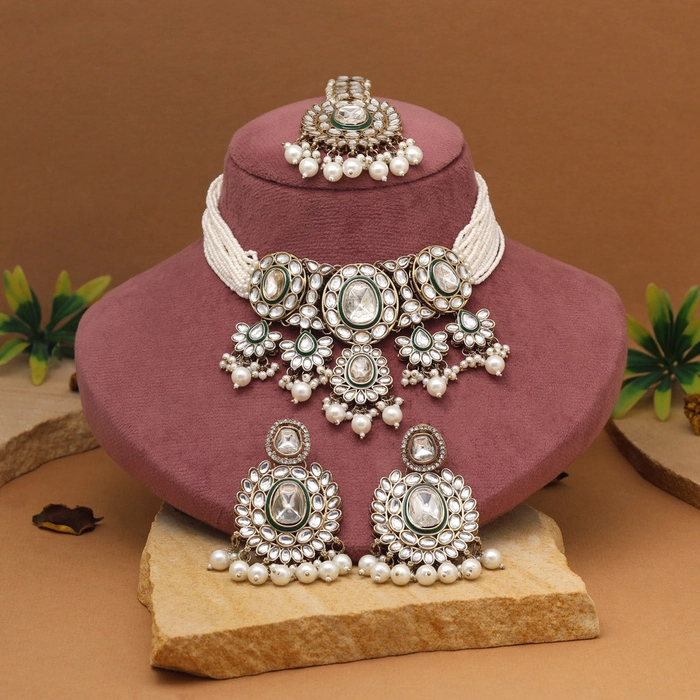 Pearl White Color Kundan Necklace Set