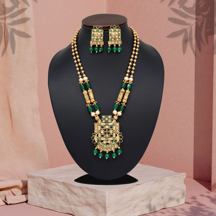 Green Color Matte Gold Rajwadi Temple Necklace Set (TPLN666GRN)