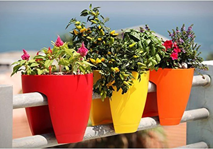 Evergreeness India Plastic Railing Flower Pot, Multicolour, 12 inch, 7 Pieces