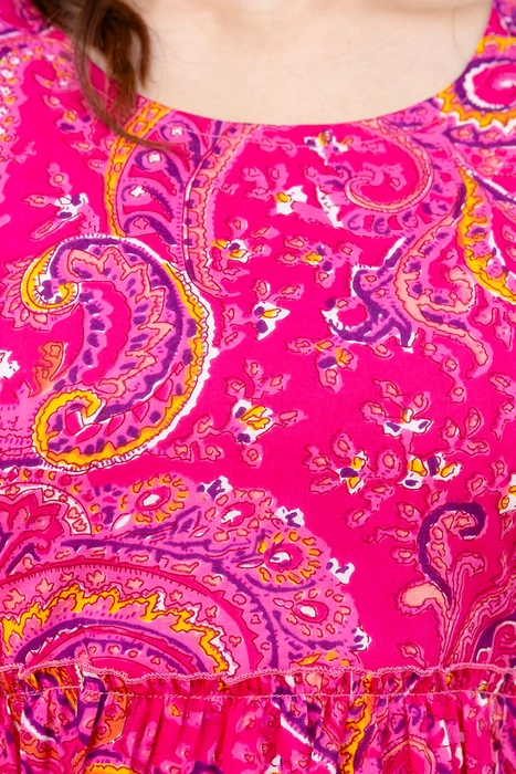 Henal Pink Paisley Cotton Maternity Dress – Vibrant Maxi for Modern Moms