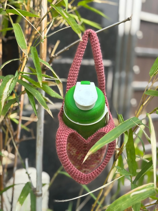 Crochet bottle cover
