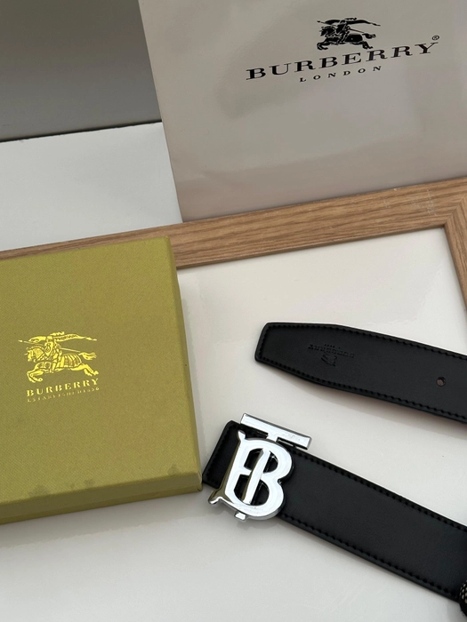 BURBERRY Belt