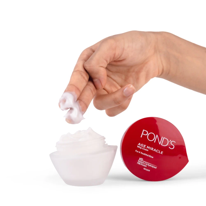 Ponds Glow Age Miracle Whip Cream With Retinol