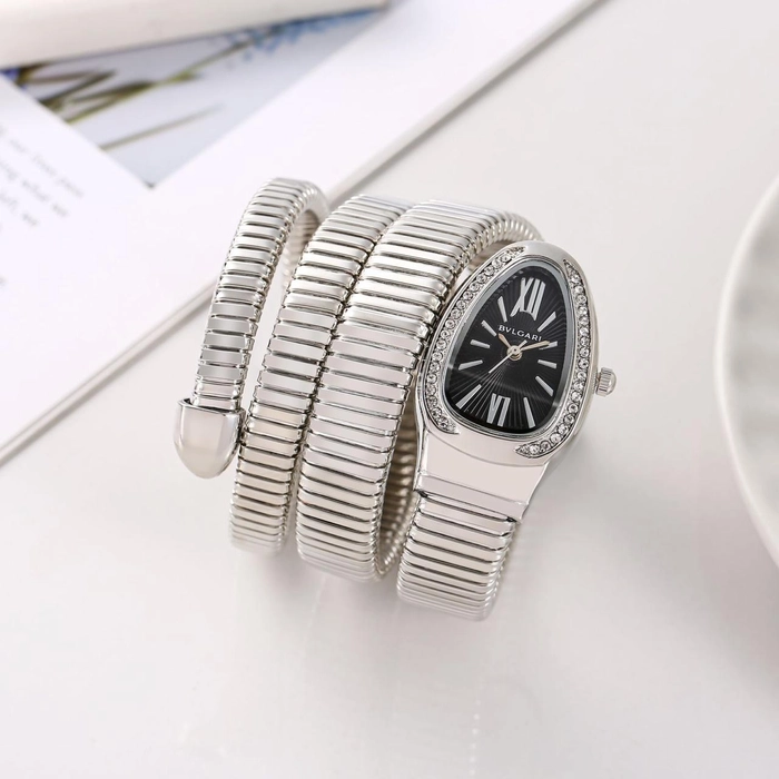 Bvlagari snake jewellery design