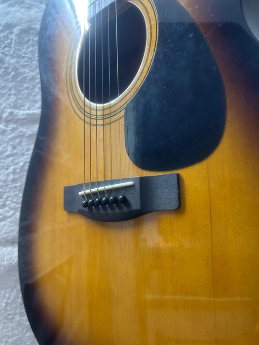 Yamaha F280