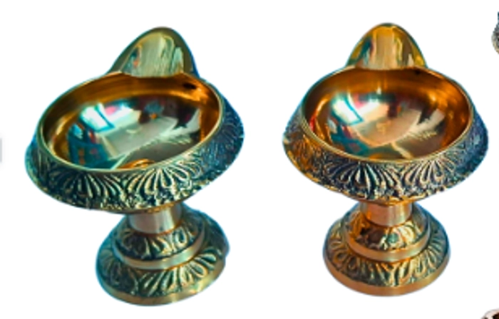 Ekum Kuber Diya for Home Decor and Pooja (Set of 2)