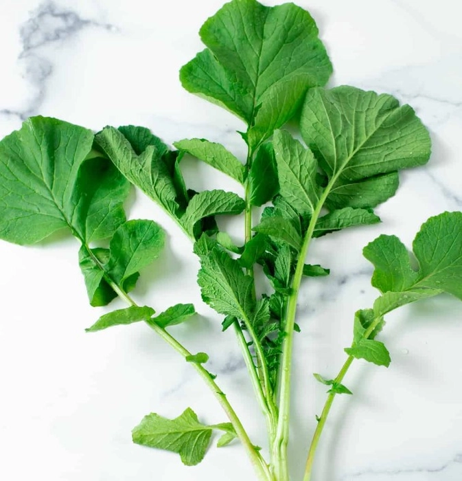 Radish Leaves (Mullangi Aaku)